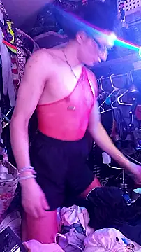 Snapshot of gurlnips chatting on February 18, 2026, 4:10 am gurlnips online show from February 18, 2026, 4:10 am