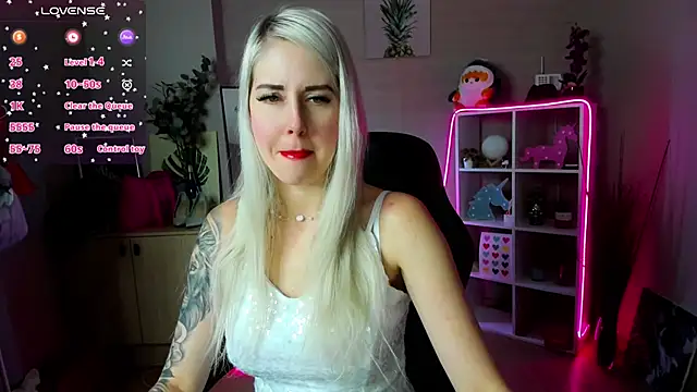 Snapshot of Mermaid_N chatting on February 13, 2026, 1:27 am Mermaid N online show from February 13, 2026, 1:27 am