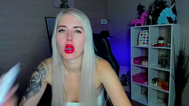 Snapshot of Mermaid_N chatting on January 15, 2026, 1:42 am Mermaid N online show from January 15, 2026, 1:42 am