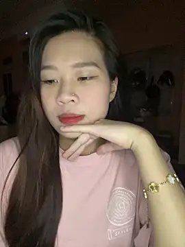 Snapshot of Bae1103 chatting on September 24, 2025, 5:19 pm Bae1103 online show from September 24, 2025, 5:19 pm