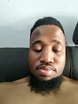 Snapshot of BaseDick chatting on November 26, 2025, 2:06 pm BaseDick online show from November 26, 2025, 2:06 pm