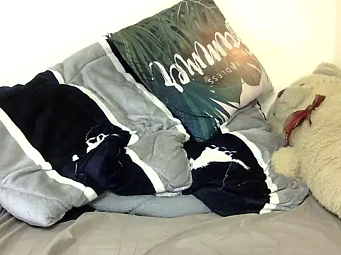 Sexxy slim honey online show from October 16, 2025, 6:32 am