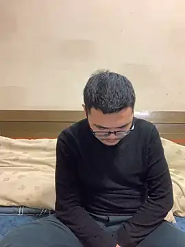 lililiwuwuwu online show from December 17, 2024, 1:16 pm