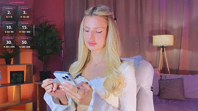 Grace Gordon online show from September 14, 2025, 4:57 am