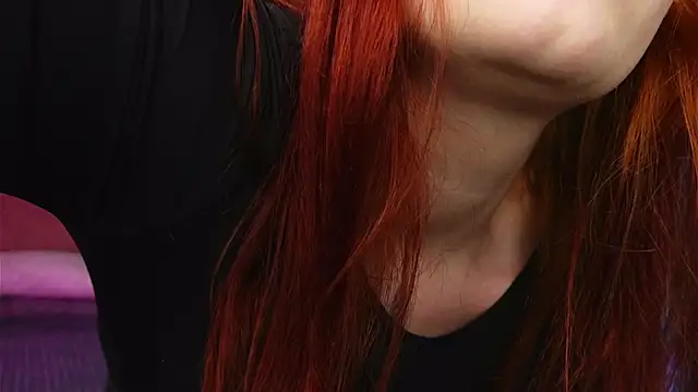 Snapshot of Liv_Fay chatting on February 19, 2026, 1:52 pm Liv Fay online show from February 19, 2026, 1:52 pm