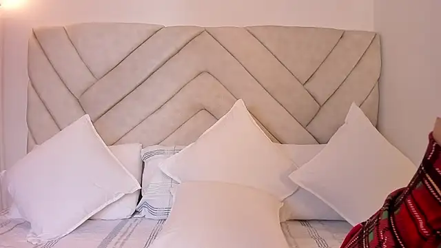 DarlinJones online show from March 16, 2026, 7:16 pm