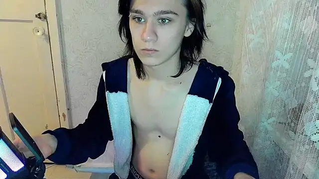 Snapshot of HilmarZ chatting on December 10, 2024, 9:54 pm HilmarZ online show from December 10, 2024, 9:54 pm