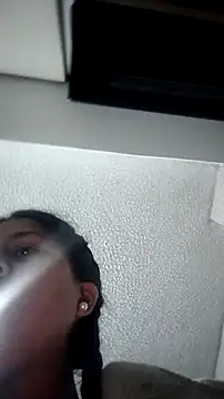 Snapshot of Tiphanydirty3 chatting on November 7, 2025, 4:06 am Tiphanydirty3 online show from November 7, 2025, 4:06 am