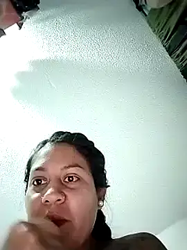 Snapshot of Tiphanydirty3 chatting on March 1, 2025, 12:50 am Tiphanydirty3 online show from March 1, 2025, 12:50 am