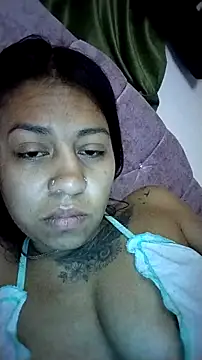 Snapshot of Tiphanydirty3 chatting on December 17, 2025, 9:03 am Tiphanydirty3 online show from December 17, 2025, 9:03 am