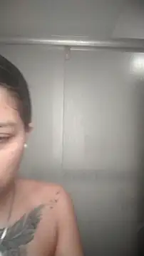 Snapshot of Tiphanydirty3 chatting on November 21, 2025, 6:29 pm Tiphanydirty3 online show from November 21, 2025, 6:29 pm