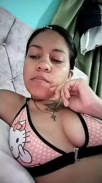 Snapshot of Tiphanydirty3 chatting on October 10, 2025, 2:23 am Tiphanydirty3 online show from October 10, 2025, 2:23 am