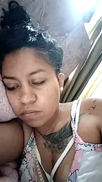 Snapshot of Tiphanydirty3 chatting on October 29, 2025, 6:40 pm Tiphanydirty3 online show from October 29, 2025, 6:40 pm