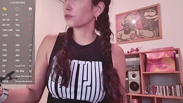 Snapshot of AndreaGomez88 chatting on November 25, 2025, 1:50 am AndreaGomez88 online show from November 25, 2025, 1:50 am