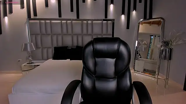 CelestePalmer  online show from March 15, 2026, 11:28 am