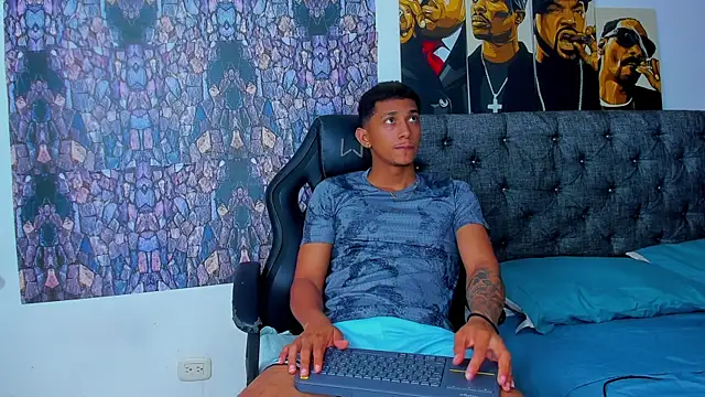 dominic smith  online show from February 7, 2025, 1:58 am