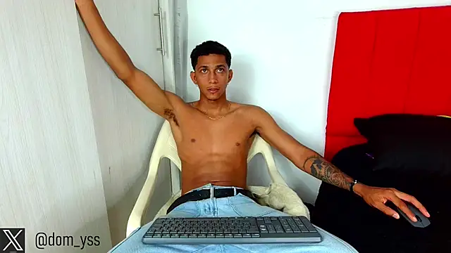 dominic smith  online show from March 6, 2025, 11:31 pm