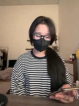 Jenni nana online show from September 15, 2025, 4:18 pm