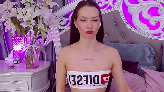 Snapshot of KateVon chatting on March 23, 2025, 6:47 am KateVon online show from March 23, 2025, 6:47 am