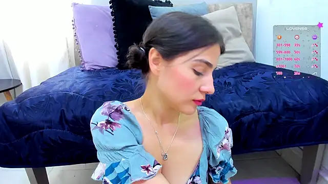 Snapshot of Miranda_doll_ chatting on February 16, 2025, 4:21 pm Miranda doll online show from February 16, 2025, 4:21 pm