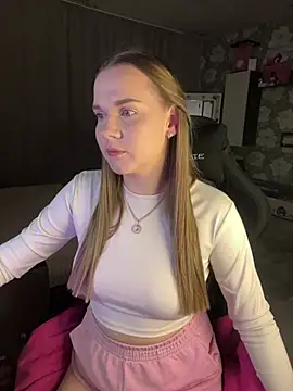 Snapshot of Lexi_noah chatting on March 3, 2026, 9:33 pm Lexi noah online show from March 3, 2026, 9:33 pm