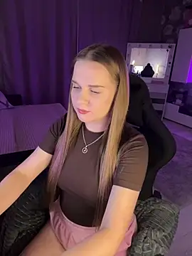 Lexi noah online show from September 25, 2025, 9:32 pm