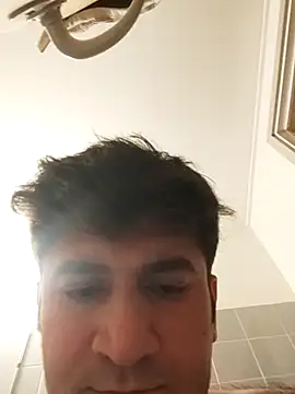 Snapshot of Analcholic chatting on March 20, 2025, 6:53 pm Analcholic online show from March 20, 2025, 6:53 pm