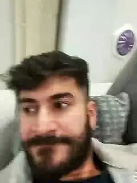 Snapshot of Analcholic chatting on December 26, 2024, 11:35 pm Analcholic online show from December 26, 2024, 11:35 pm