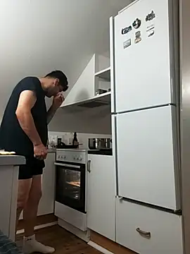 Snapshot of Analcholic chatting on October 22, 2025, 5:45 pm Analcholic online show from October 22, 2025, 5:45 pm