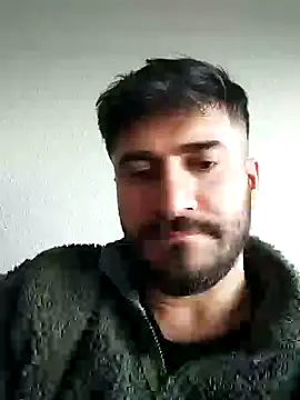 Snapshot of Analcholic chatting on December 22, 2024, 1:44 pm Analcholic online show from December 22, 2024, 1:44 pm