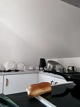 Snapshot of Analcholic chatting on September 15, 2025, 3:56 pm Analcholic online show from September 15, 2025, 3:56 pm