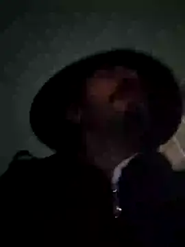 Snapshot of Analcholic chatting on December 13, 2024, 8:04 pm Analcholic online show from December 13, 2024, 8:04 pm