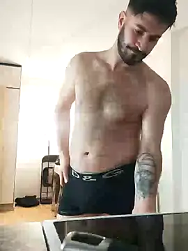 Snapshot of Analcholic chatting on December 20, 2024, 5:29 pm Analcholic online show from December 20, 2024, 5:29 pm