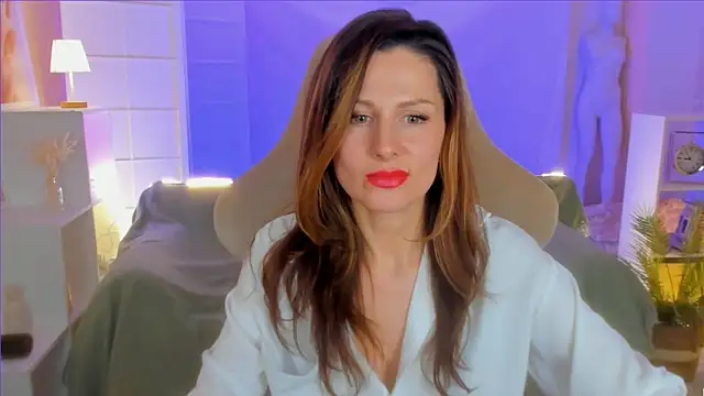 April o Nill online show from February 26, 2025, 3:21 pm