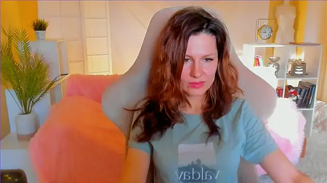 April o Nill online show from January 24, 2025, 11:37 am