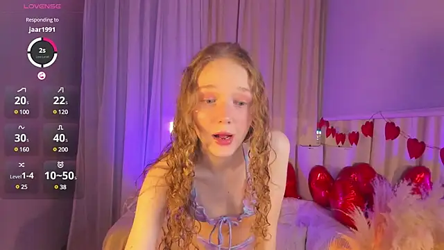 Snapshot of _Rose_Charming_ chatting on February 11, 2025, 9:56 pm Rose Charming online show from February 11, 2025, 9:56 pm