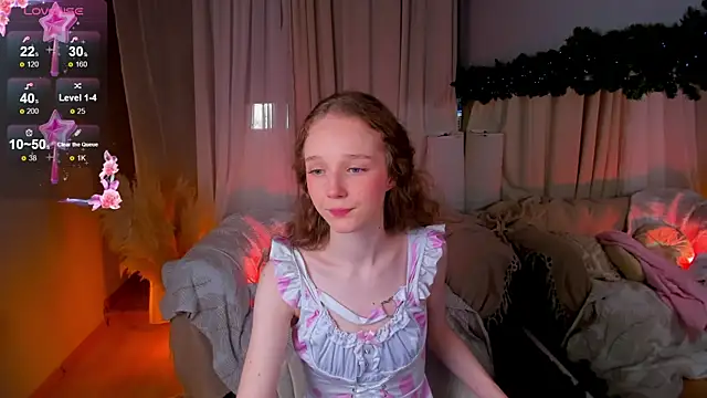 Snapshot of _Rose_Charming_ chatting on December 28, 2024, 1:18 am Rose Charming online show from December 28, 2024, 1:18 am