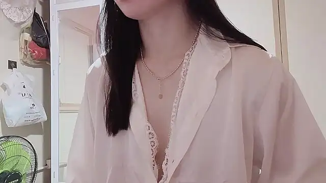 LinhChi 9x online show from January 12, 2026, 1:01 am