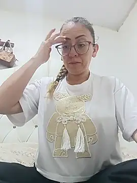 miss hanna07 online show from November 28, 2025, 8:09 pm