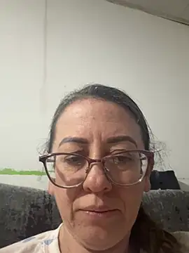 miss hanna07 online show from June 27, 2026, 1:33 am