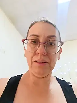 miss hanna07 online show from June 27, 2026, 4:57 pm