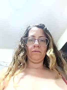 miss hanna07 online show from November 22, 2025, 12:32 am