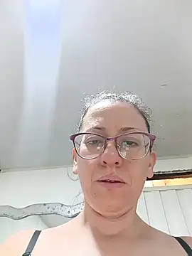 miss hanna07 online show from November 8, 2025, 11:36 am