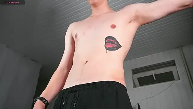 dustyn fox online show from October 24, 2025, 4:39 pm