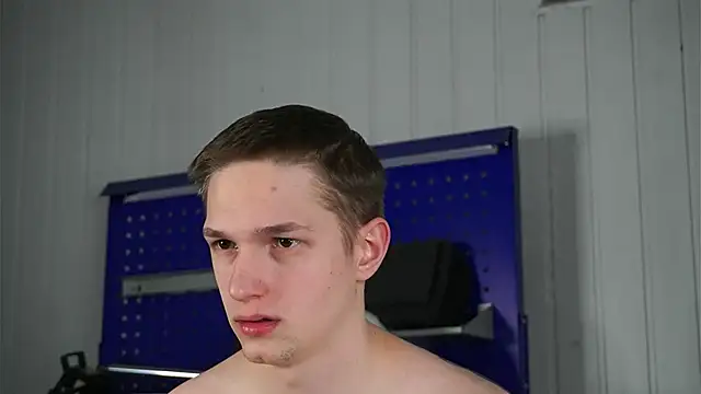 dustyn fox online show from February 24, 2026, 3:24 pm