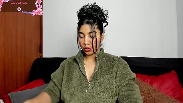 jasmine bunny  online show from January 23, 2025, 6:14 pm