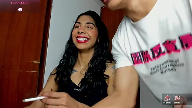 jasmine bunny  online show from January 14, 2026, 9:29 pm