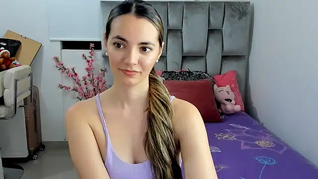 baby-miah online show from December 3, 2024, 5:37 am