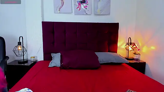 Anthonelaa   online show from November 5, 2025, 7:50 pm