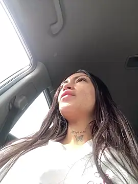 Effy Bonny online show from October 16, 2025, 2:03 pm